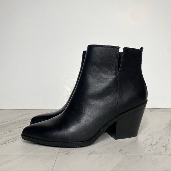 New! Blondo Noor Black Leather Almond Toe Bootie 6 1/2 M - Picture 15 of 15